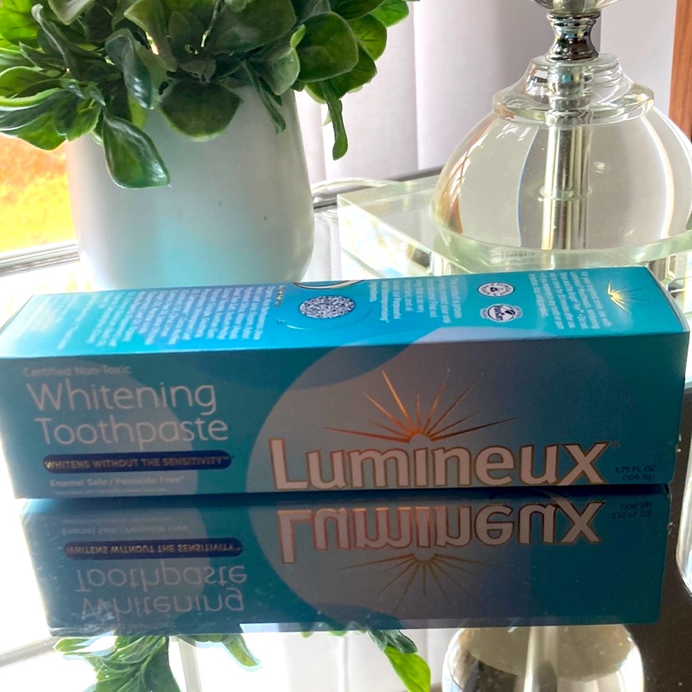 Lumineux Whitening Toothpaste